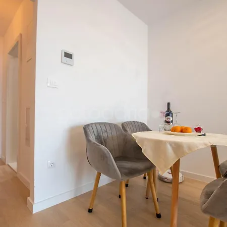Apartman Spacious Rosa Makarska